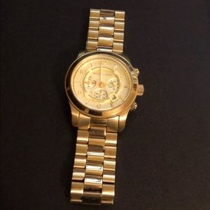 Men’s Michael Kors Chronographic Gold Dial